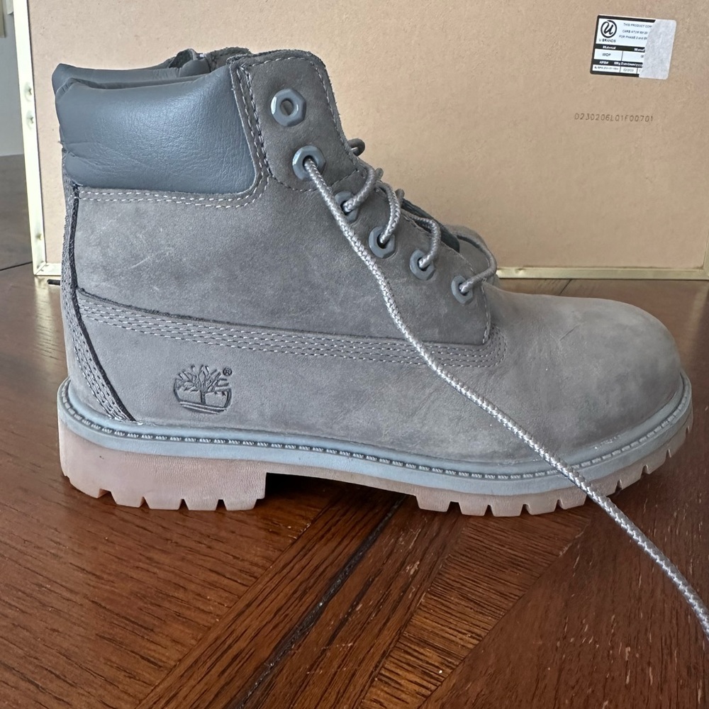 Timberland kids shoe